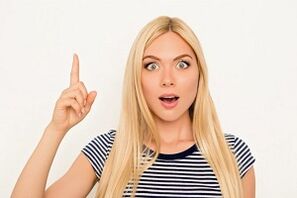 dívka mluví o zvětšení penisu sodou